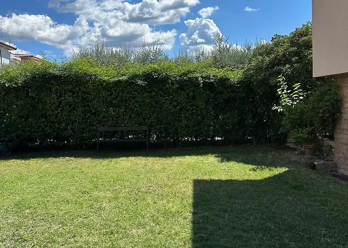 For 5 People With Garden And Private Parking * Bardolino